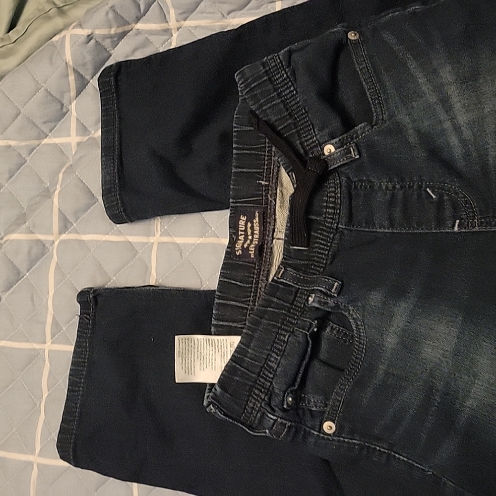 Boys Levi pants